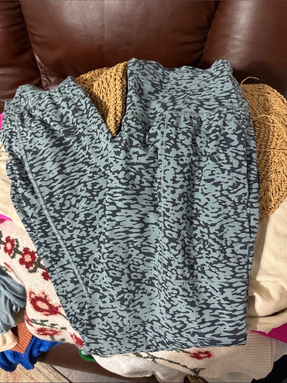 Athleta Blue-Gray Printed Leggings
